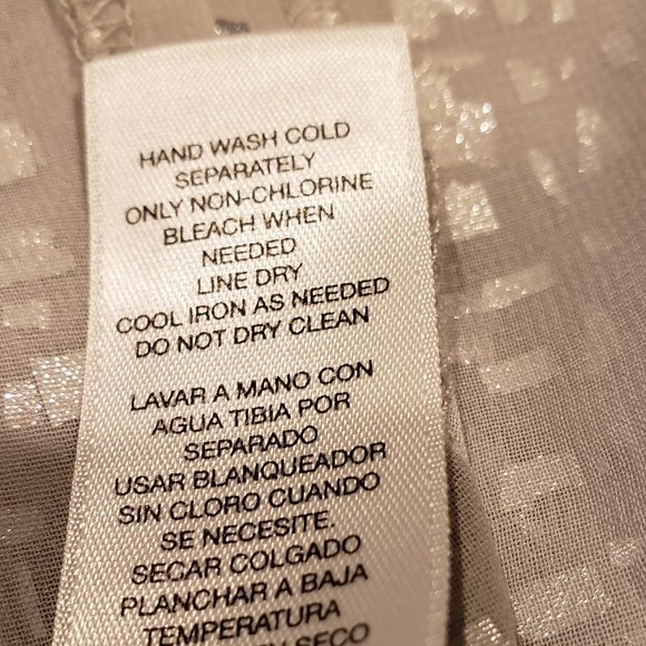 Chico's Sheer Tunic Style Blouse size 3. - Picture 11 of 11